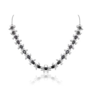 Keilana Black Necklace Set