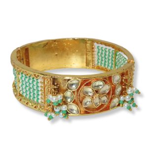 Aamni Green Bangle