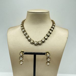 Meira Necklace Set
