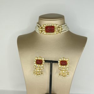Emani Choker Set
