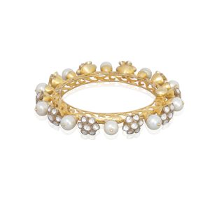 Aaghanya Pearl Bangle