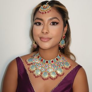 Aarvika Necklace Set