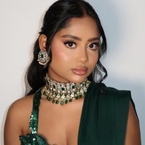 Aarika Emerald Green Choker Set