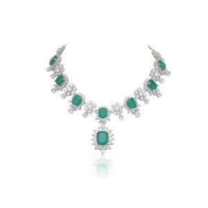 Kira Green Necklace Set